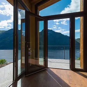 Tra E Montagna La Morena Séjour à la ferme Nesso