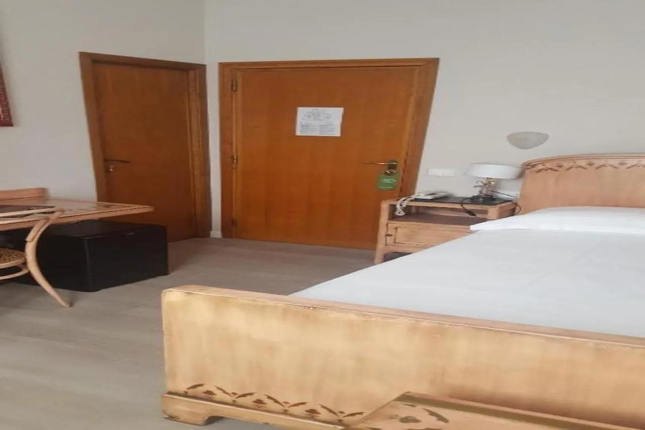 Hotel La Rosetta Perugia 4*,
